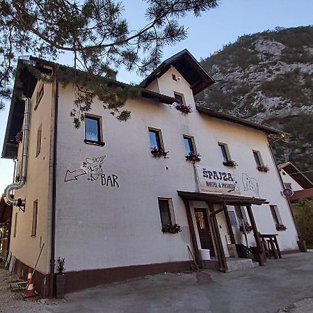 Hostel In Picerija Spajza Mojstrana Dış mekan fotoğraf