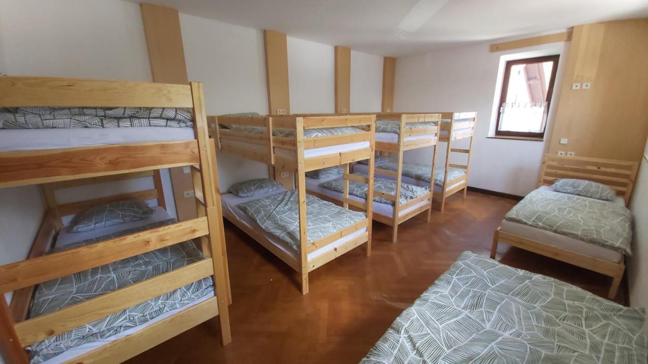 Hostel In Picerija Spajza Mojstrana Dış mekan fotoğraf