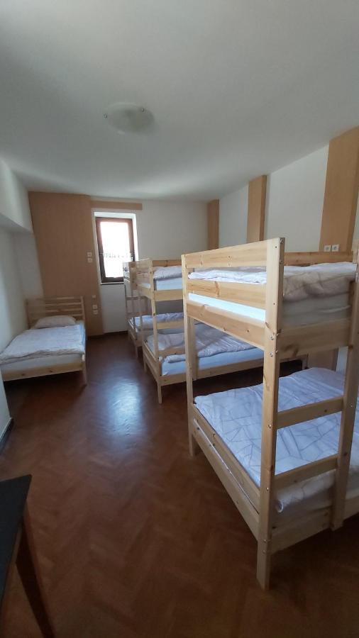 Hostel In Picerija Spajza Mojstrana Dış mekan fotoğraf