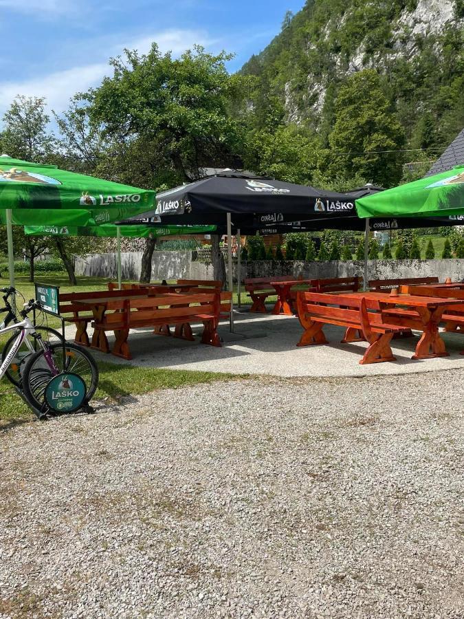 Hostel In Picerija Spajza Mojstrana Dış mekan fotoğraf