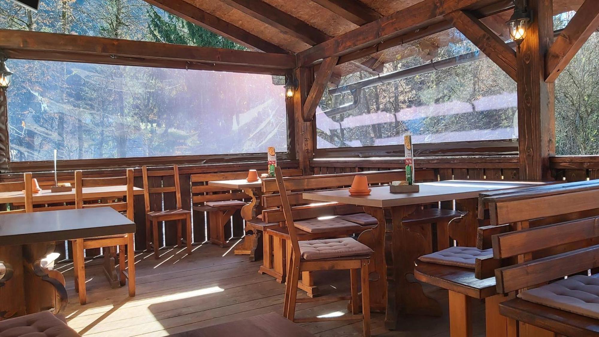 Hostel In Picerija Spajza Mojstrana Dış mekan fotoğraf